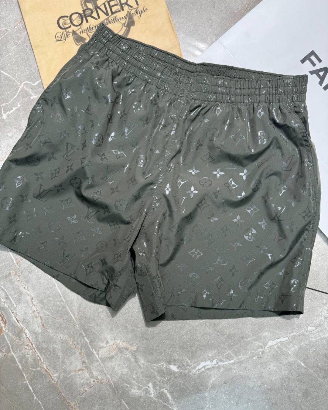 Шорты Louis Vuitton — изображение 3