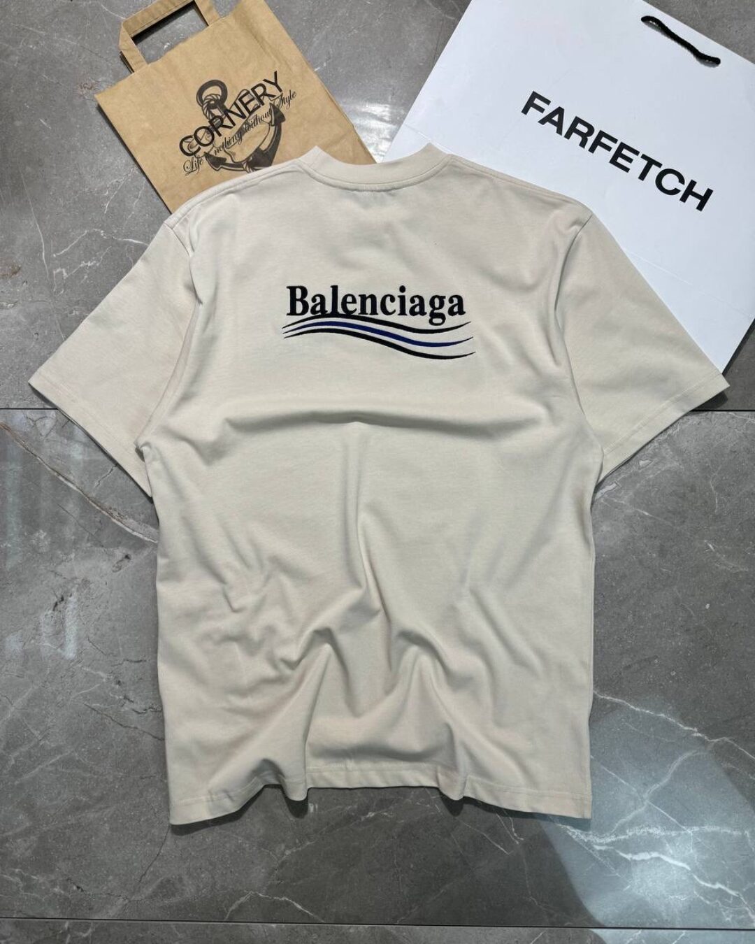 Футболка Balenciaga — изображение 2