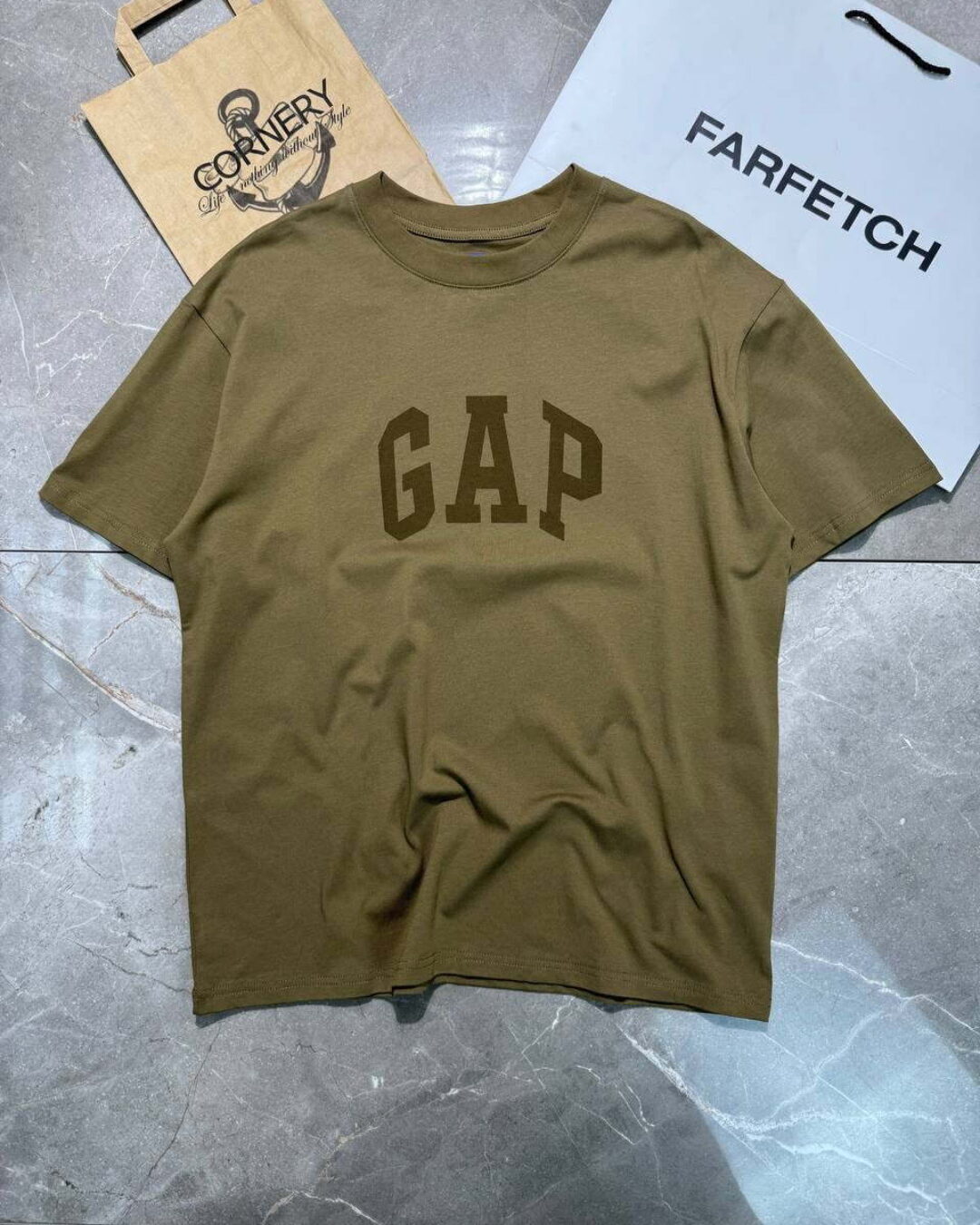 Футболка Gap x Yeezy — изображение 2