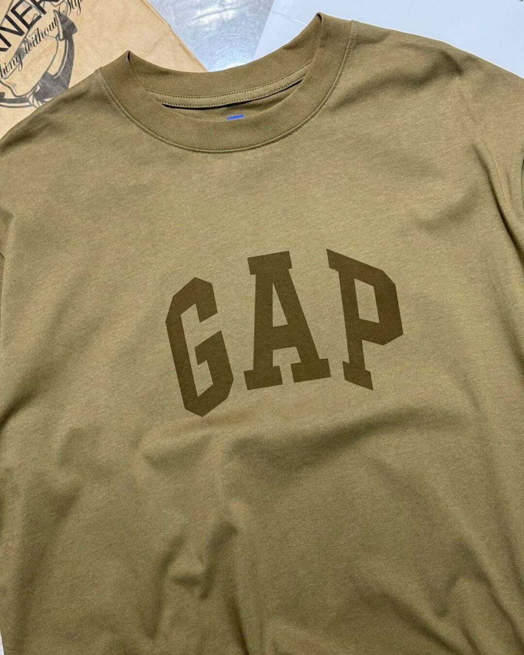 Футболка Gap x Yeezy — изображение 5