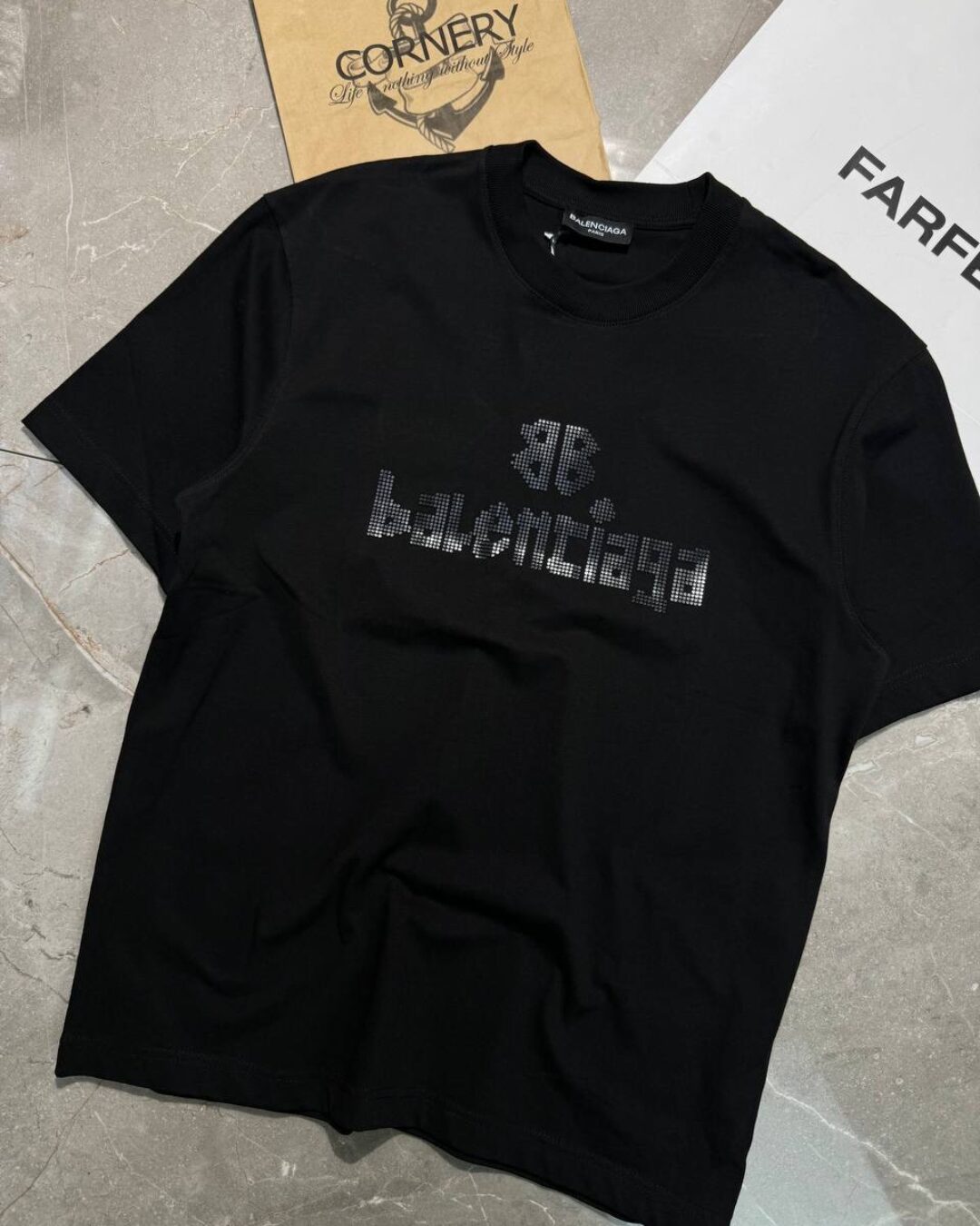 Футболка Balenciaga — изображение 5