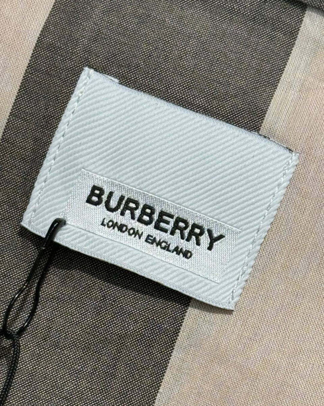 Костюм Burberry — изображение 8