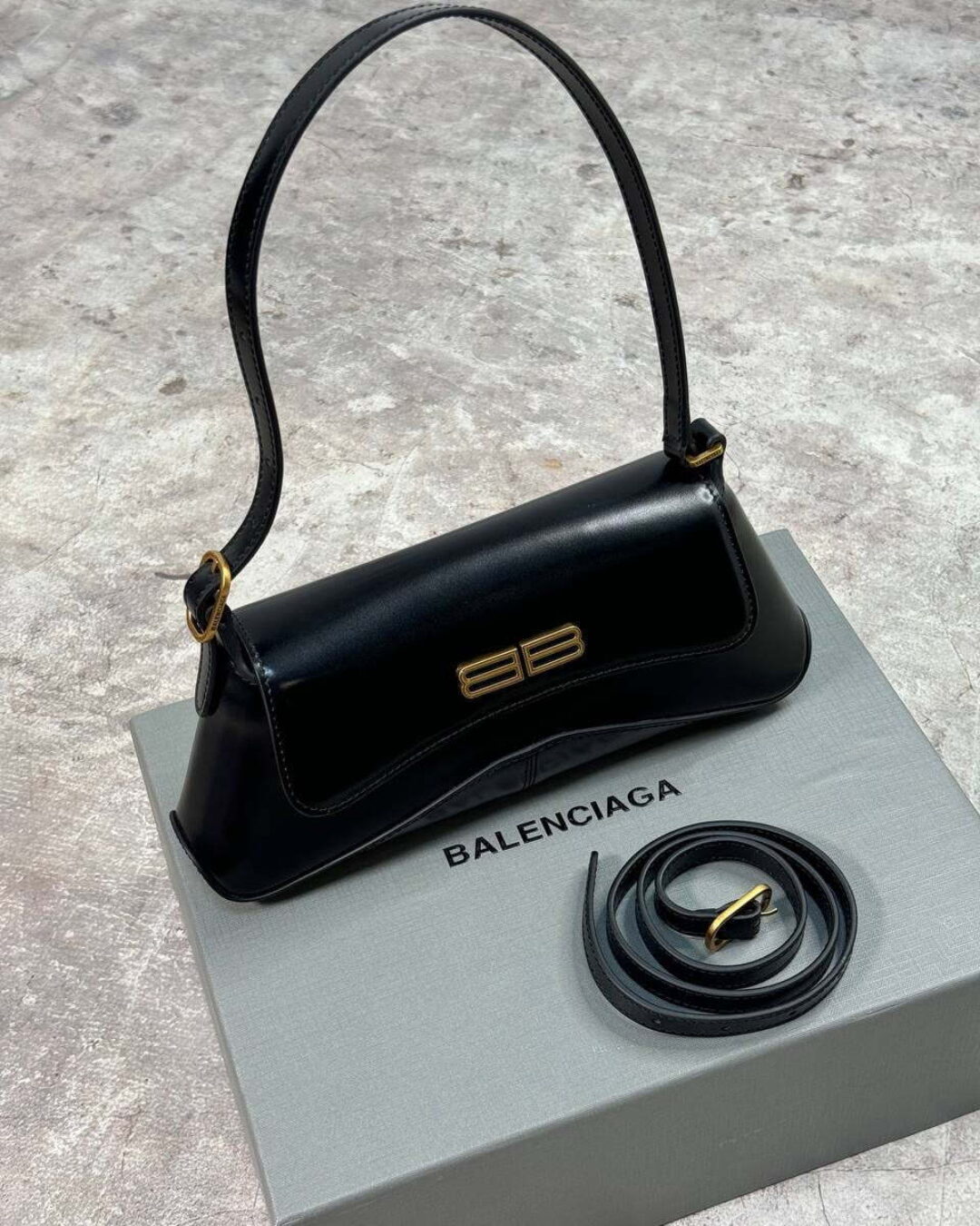 Сумка Balenciaga Hourglass — изображение 2