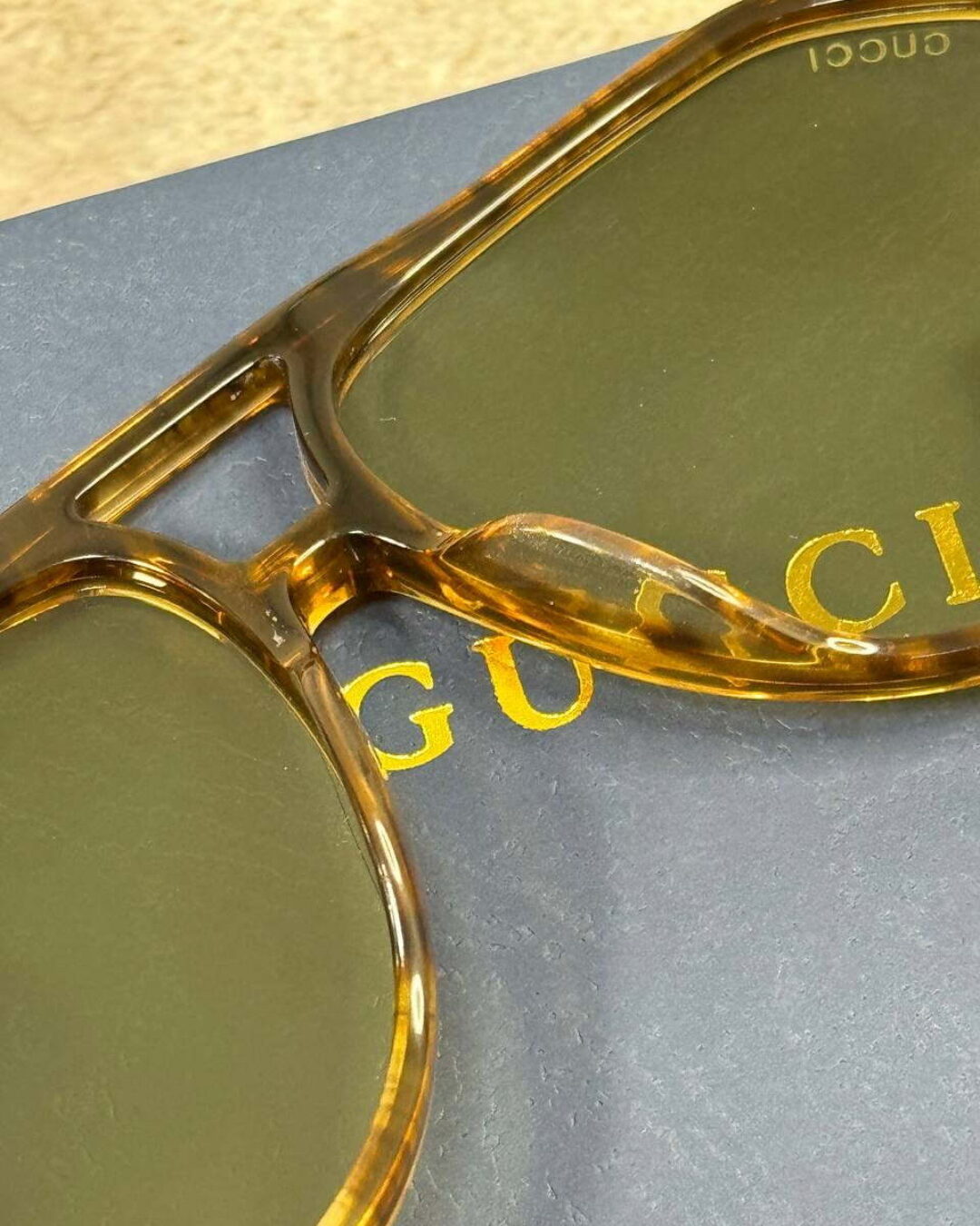 Очки Gucci — изображение 9