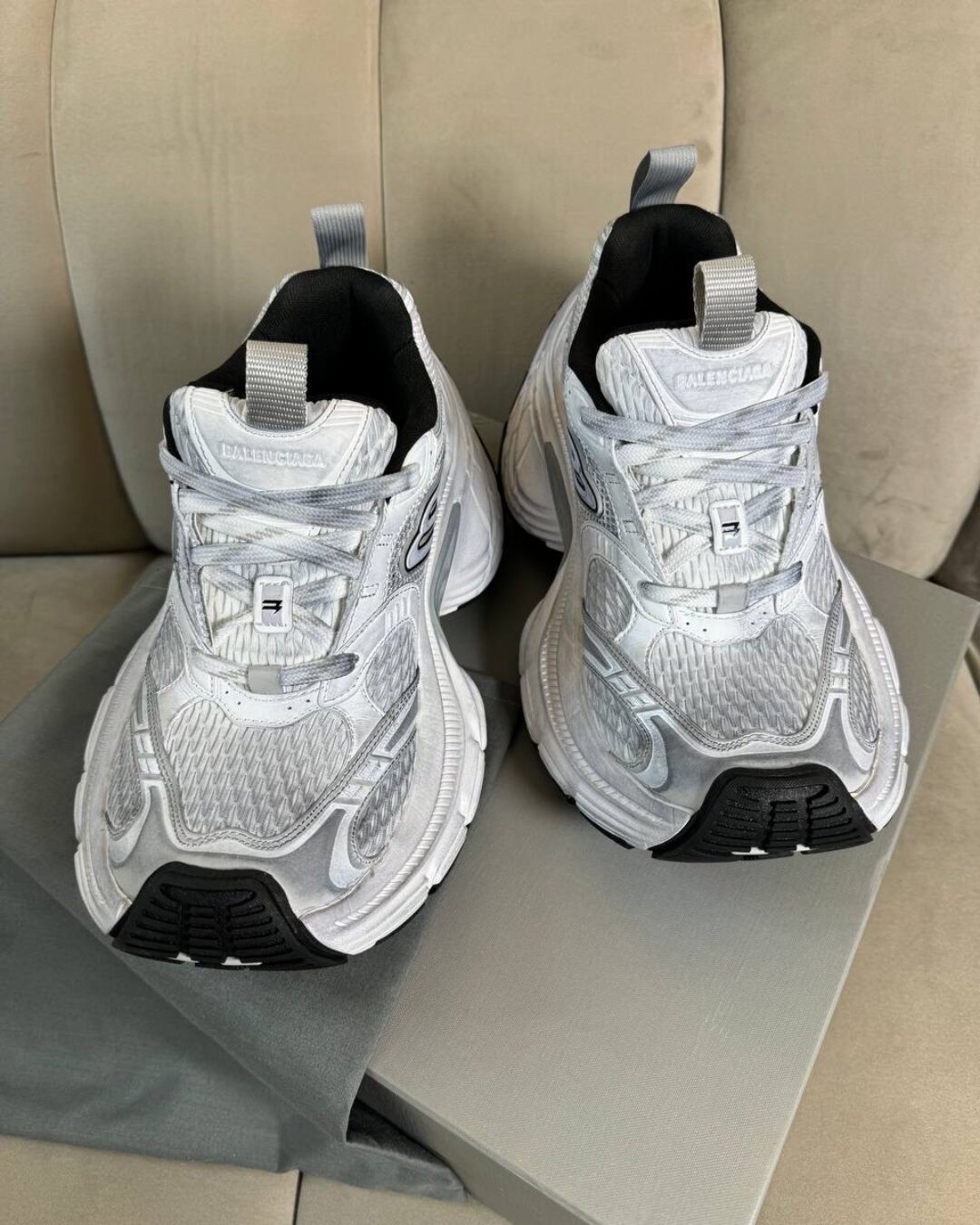 Кроссовки Balenciaga 10XL Sneaker White — изображение 2