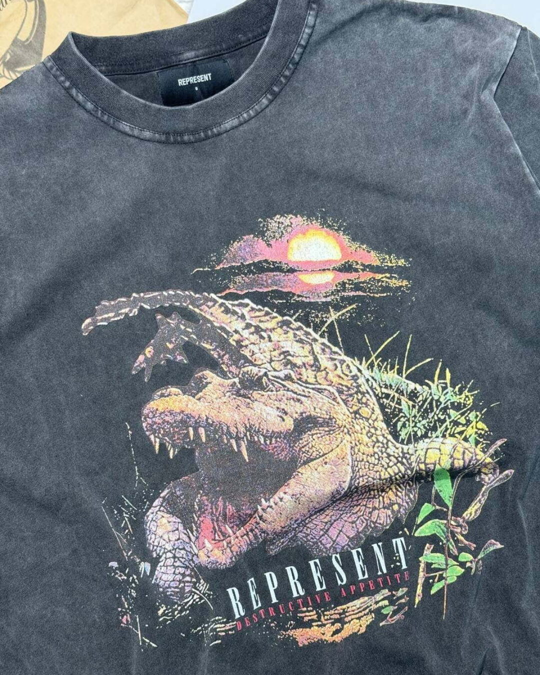 Футболка Represent — изображение 4