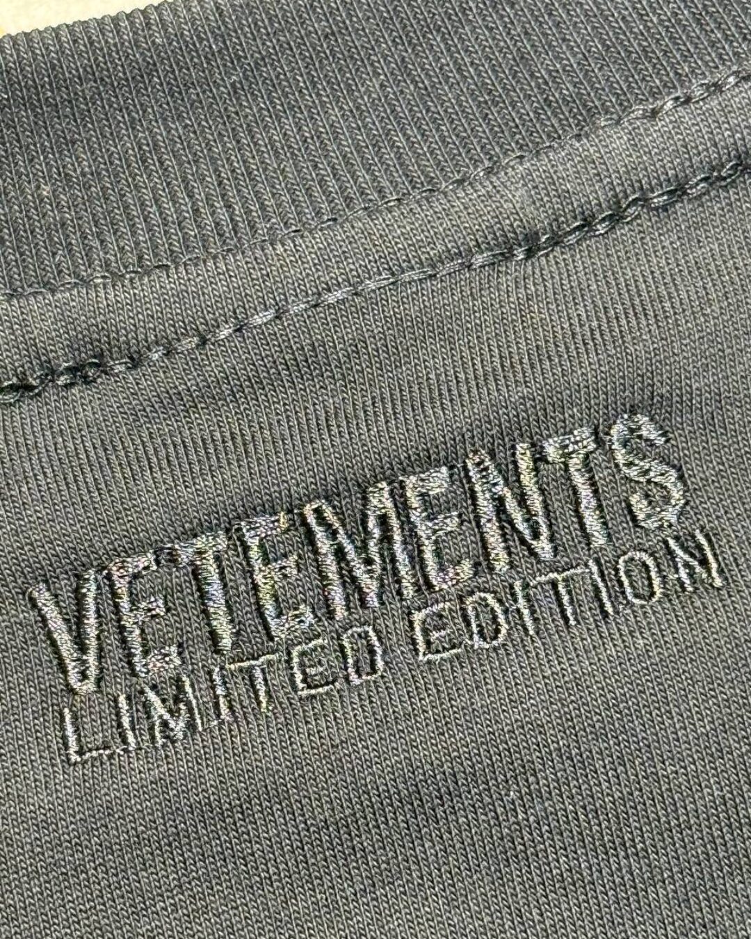 Футболка Vetements (дисконт) — изображение 7