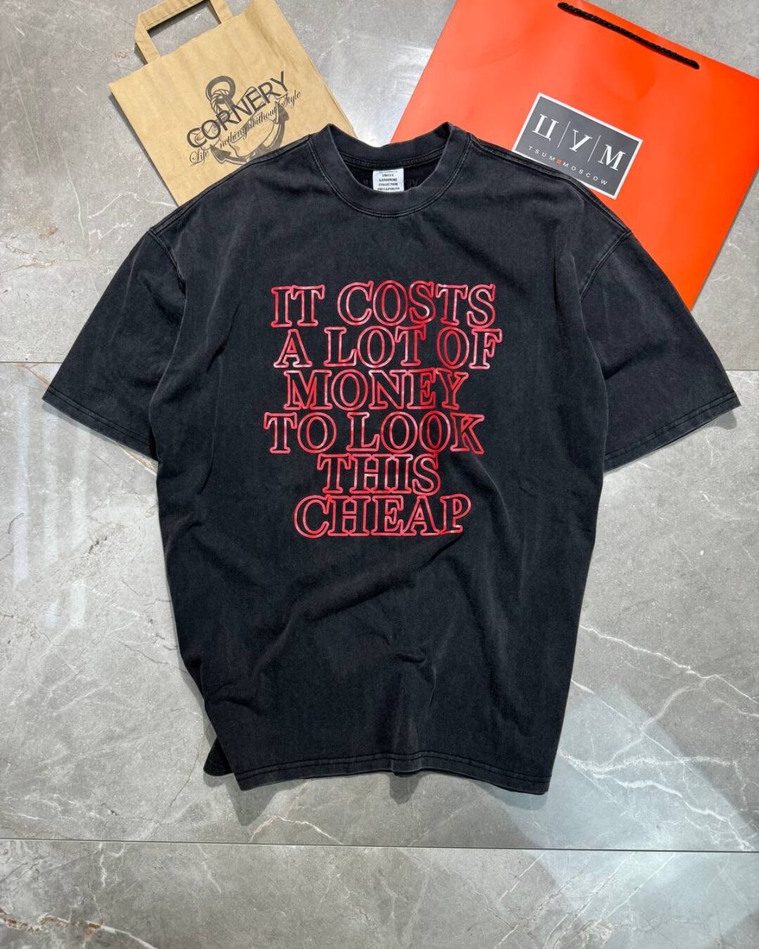 Футболка Vetements A Lot Of Money