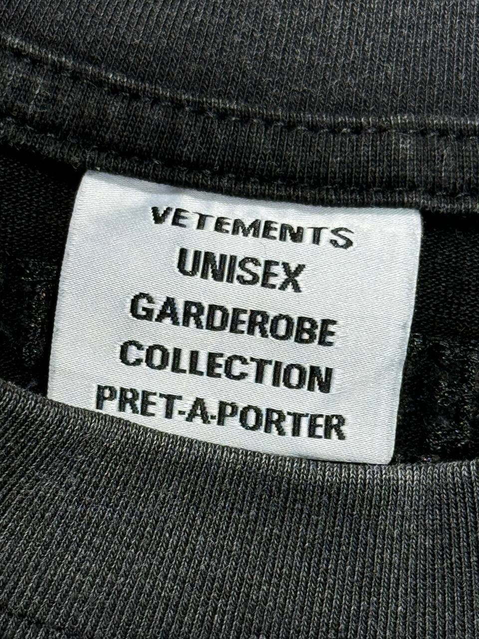 Футболка Vetements A Lot Of Money — фото 6