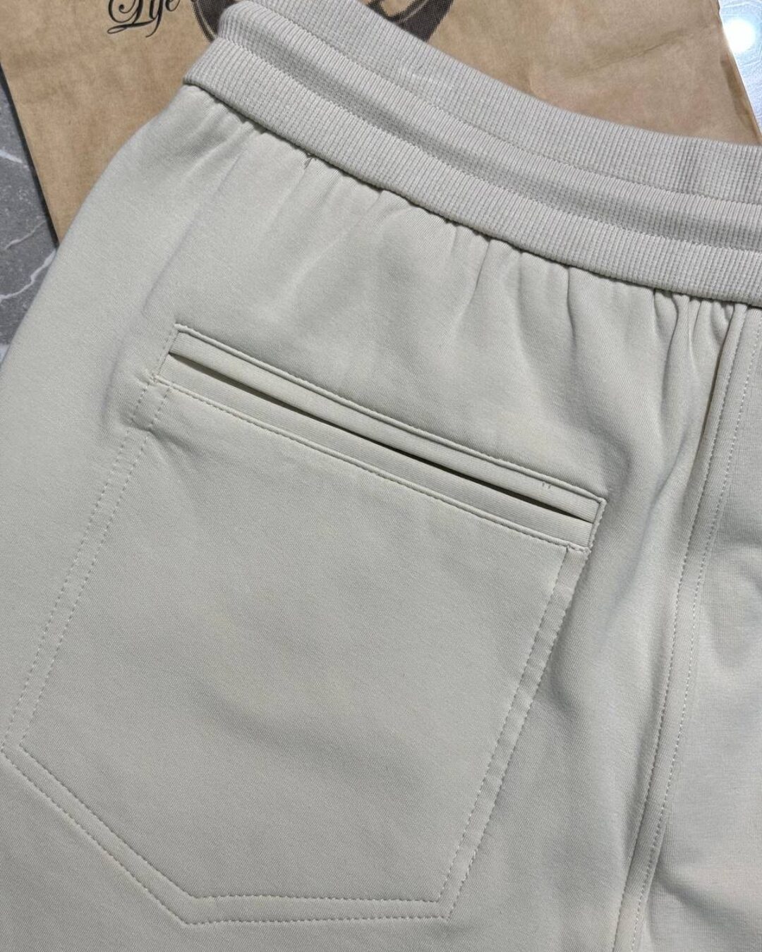 Шорты Brunello Cucinelli — изображение 9