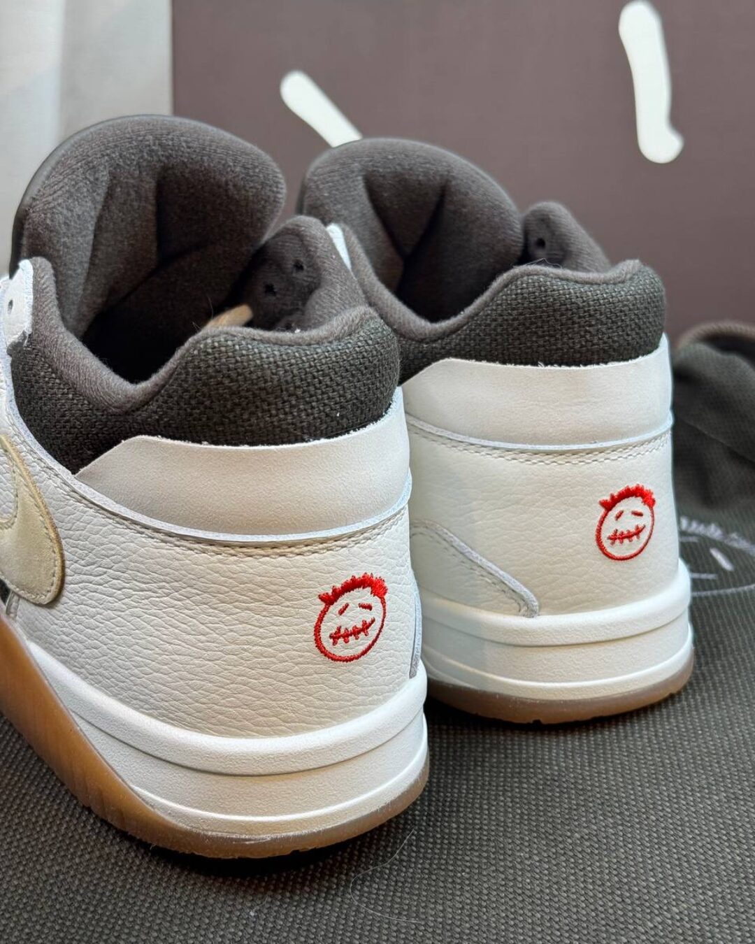 Кроссовки Nike Travis Scott X Jordan Jumpman Jack — изображение 4