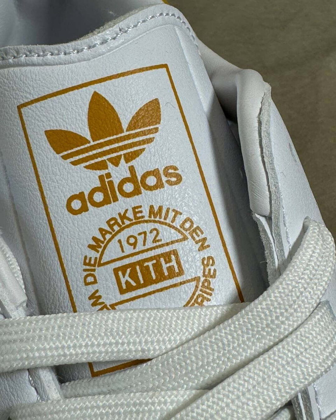 Кроссовки Adidas x Kith — изображение 7