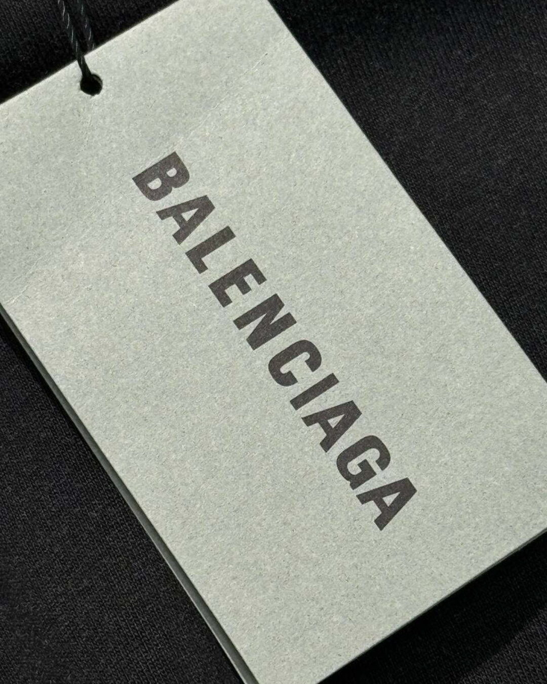 Футболка Balenciaga — изображение 6