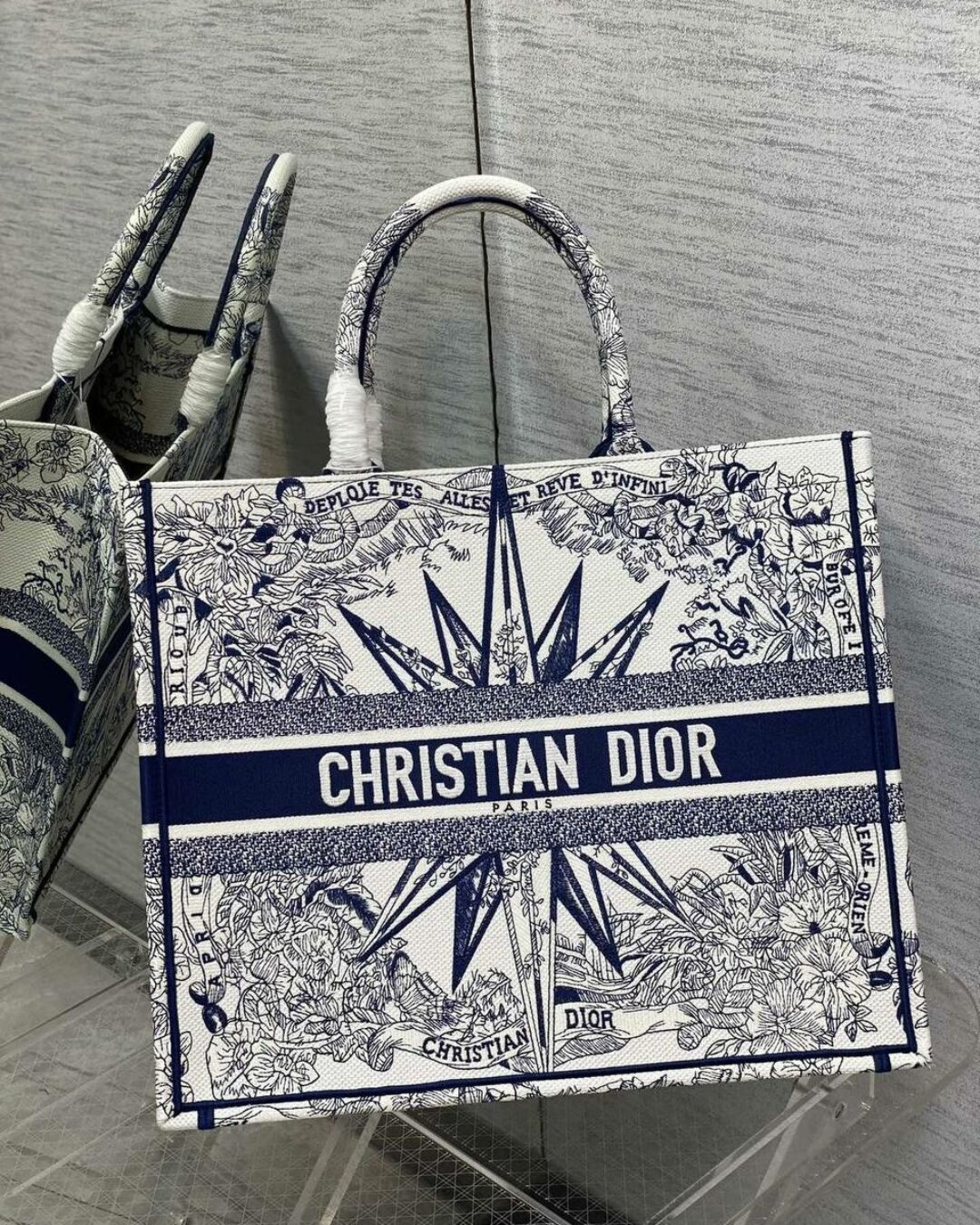 Сумка Dior Book Tote Medium — изображение 4