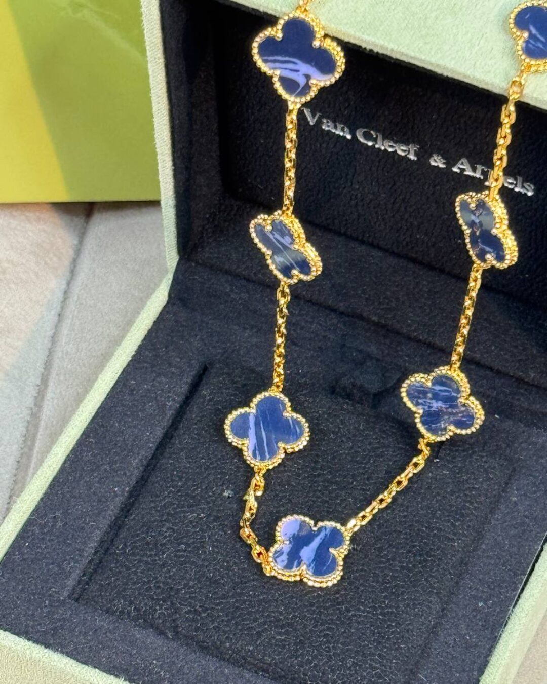 Колье Van Cleef & Arpels Vintage Alhambra(Gold/DarkBlue/Poly) — изображение 8