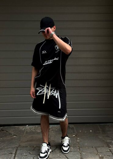 Шорты Stussy