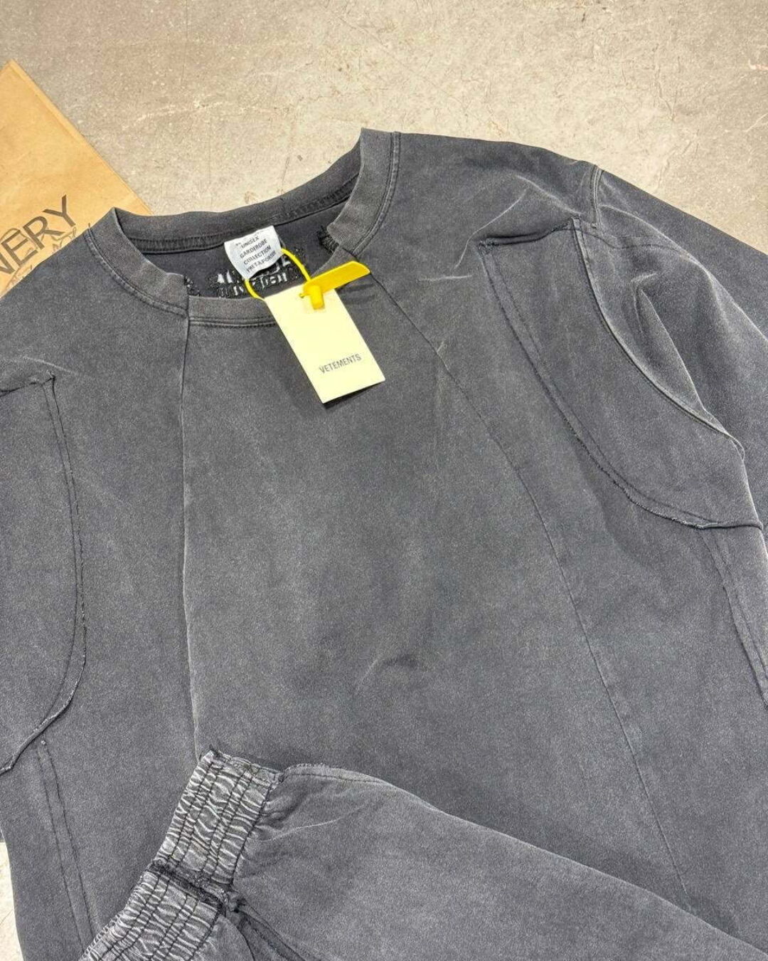 Костюм Vetements — изображение 8