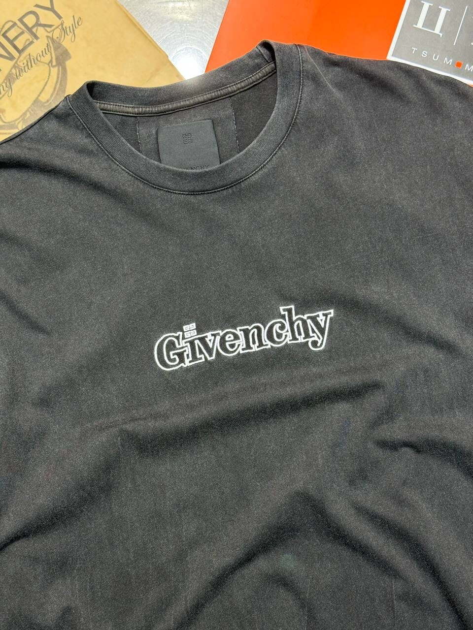 Футболка Givenchy — фото 4