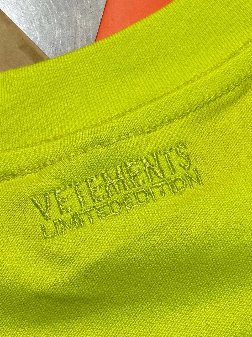 Футболка Vetements My Name Is — фото 10