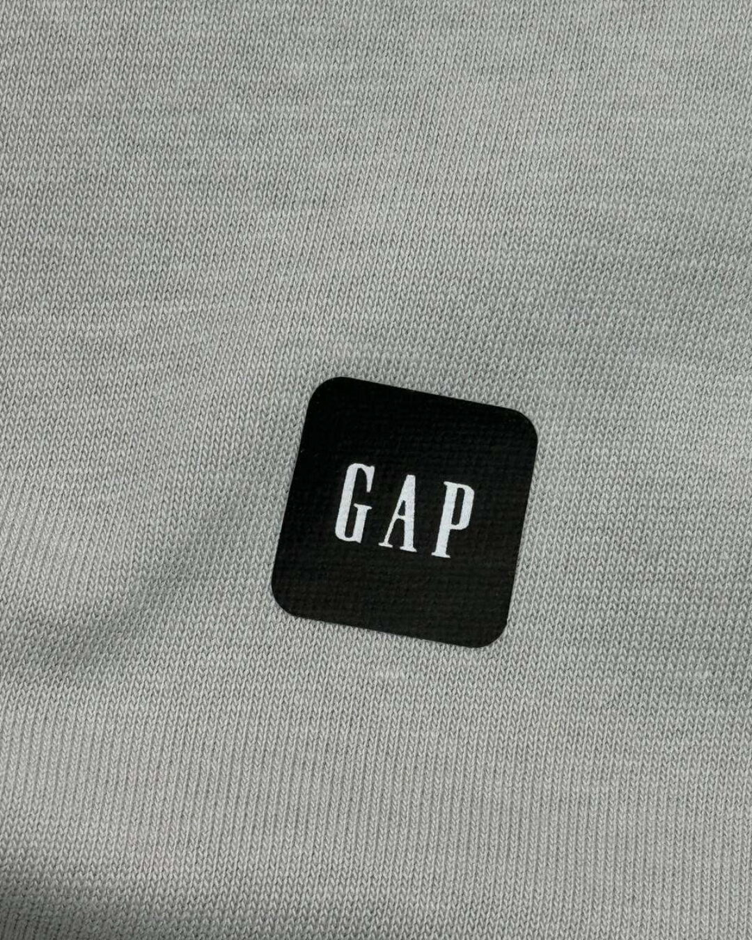Футболка Gap x Yeezy — изображение 9