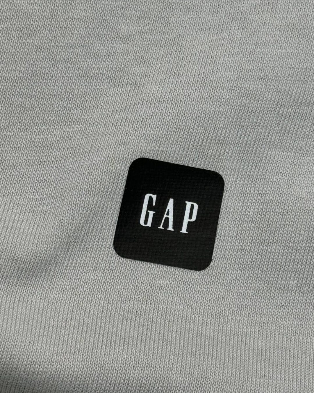 Футболка Gap x Yeezy — изображение 9