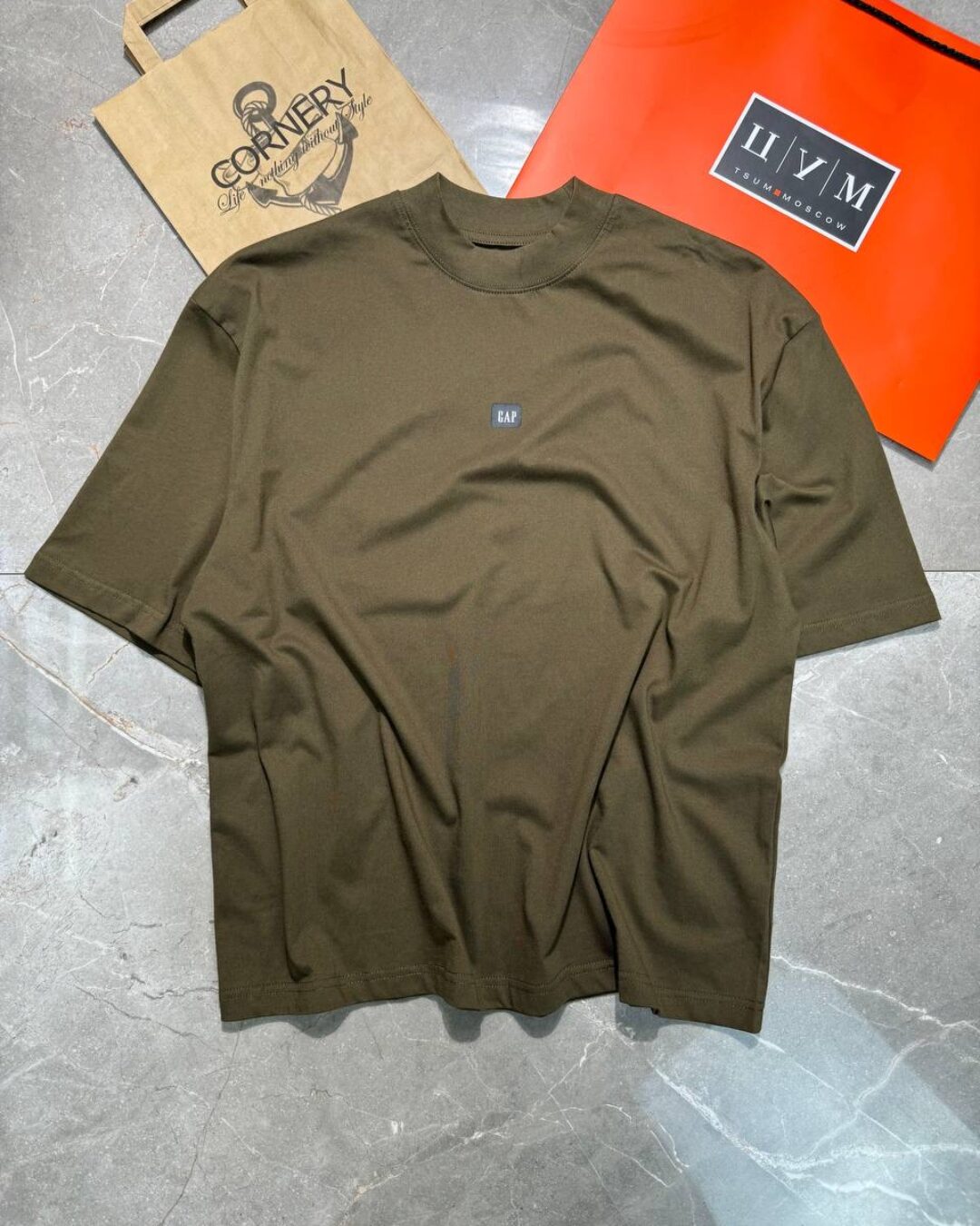 Футболка Gap x Yeezy