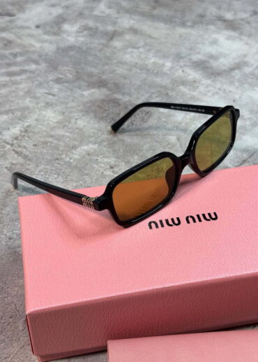 Очки Miu Miu