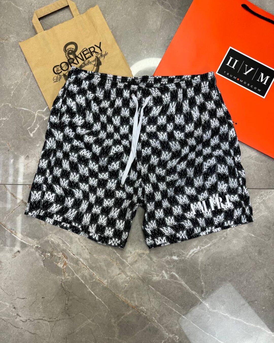 Шорты Amiri