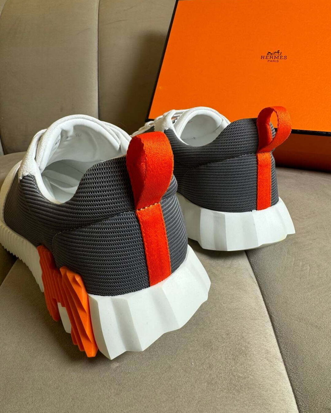 Кроссовки Hermes — изображение 4