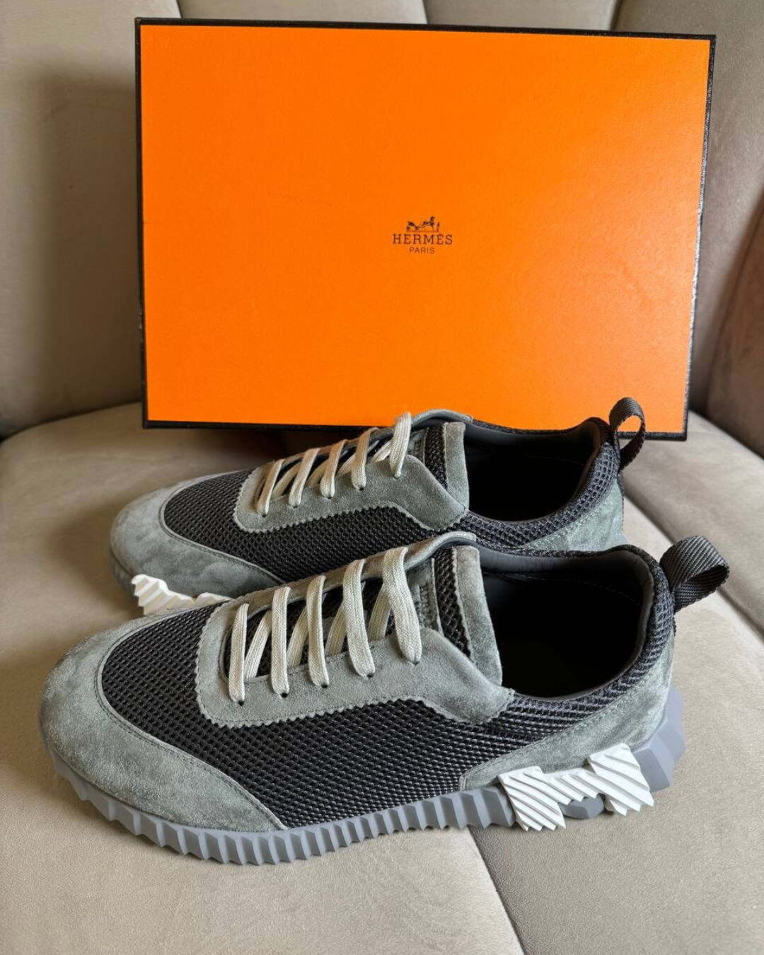 Кроссовки Hermes — изображение 2