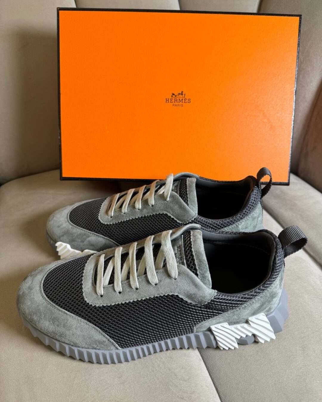 Кроссовки Hermes — изображение 2
