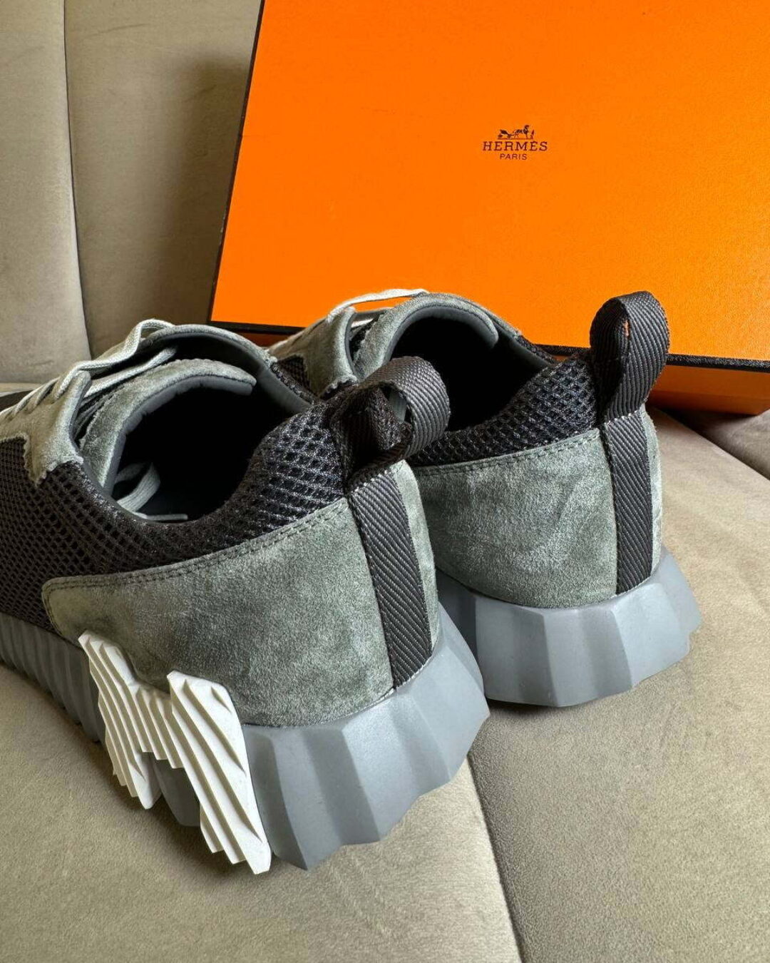 Кроссовки Hermes — изображение 5