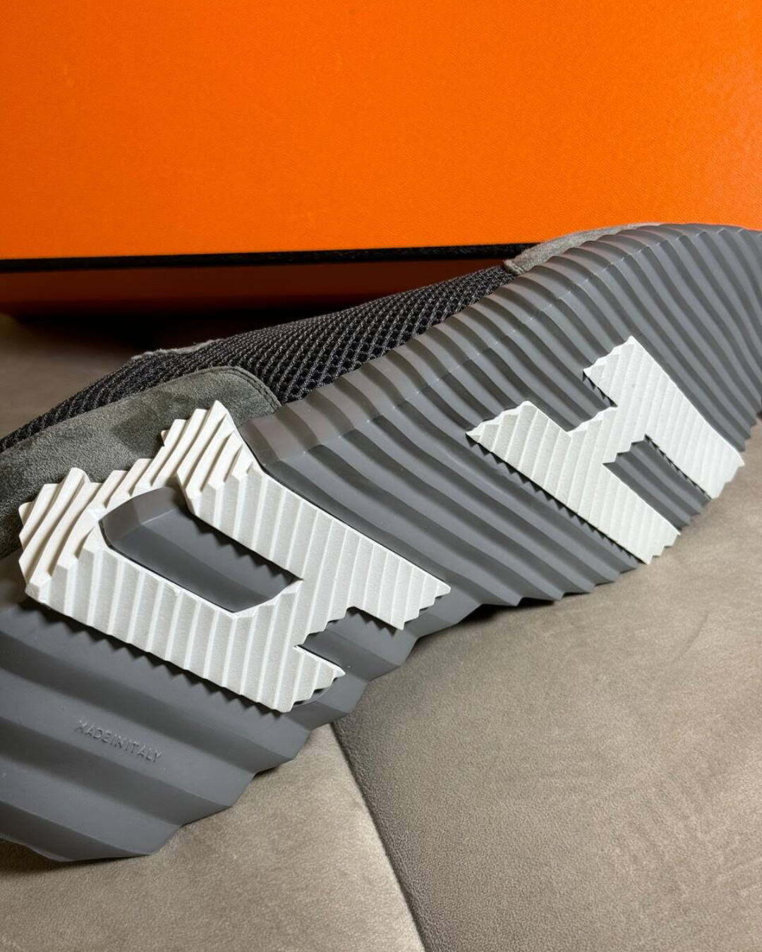 Кроссовки Hermes — изображение 6