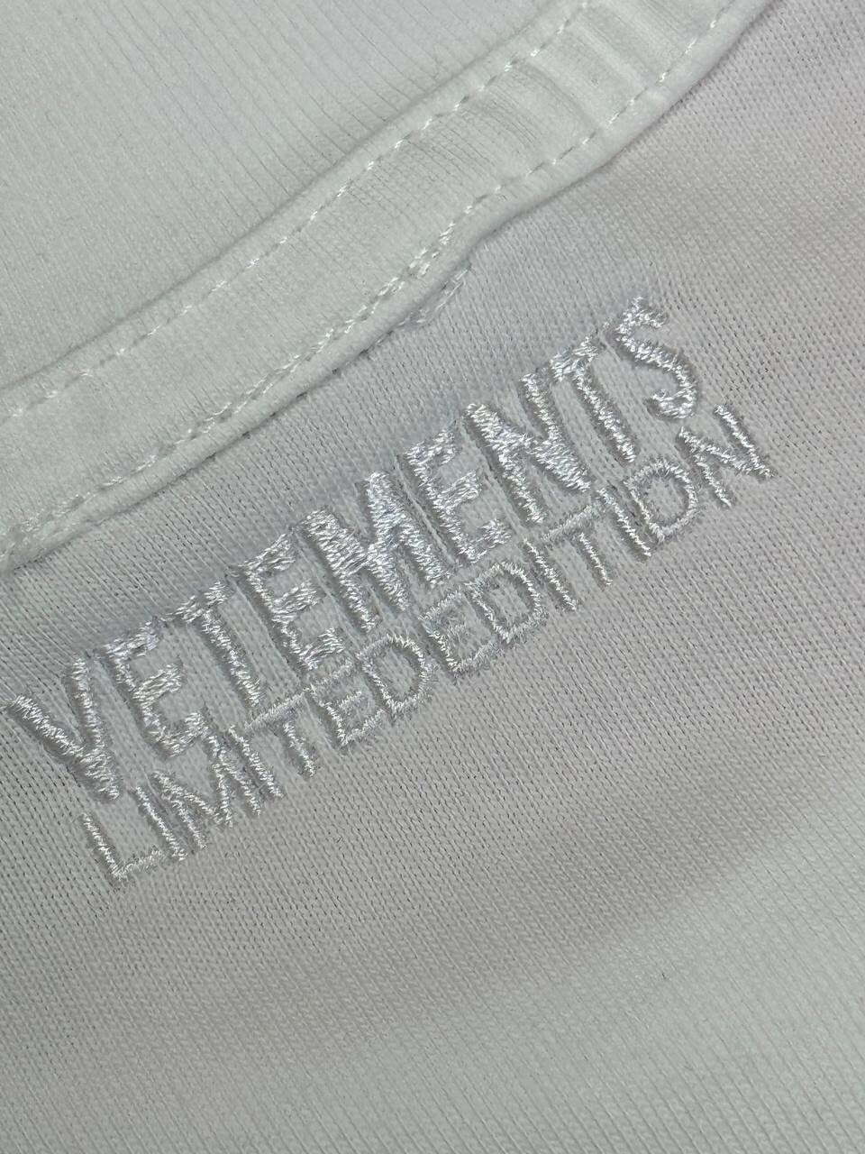 Футболка Vetements Logo — фото 10