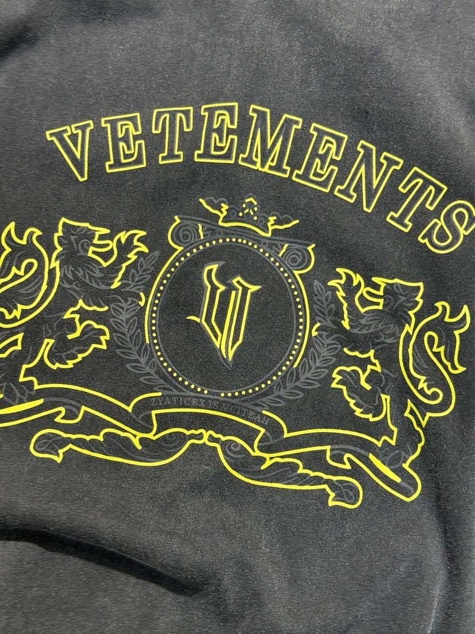 Футболка Vetements Crest — фото 8
