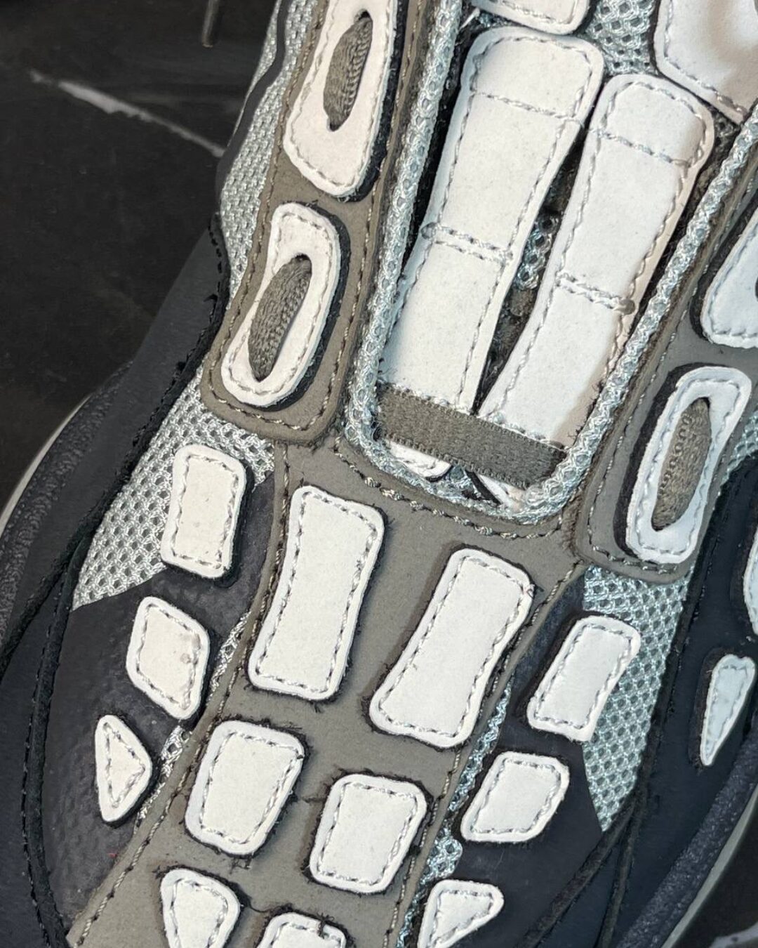 Кроссовки Amiri Bone Runner — изображение 6