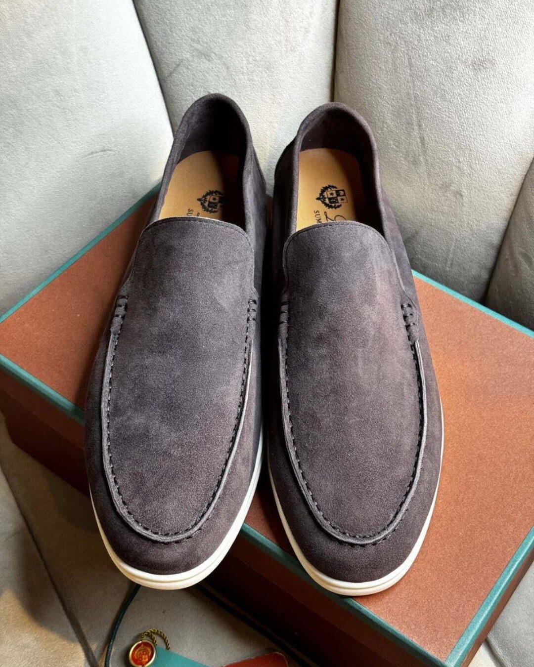 Лоферы Loro Piana Chocolate — изображение 2