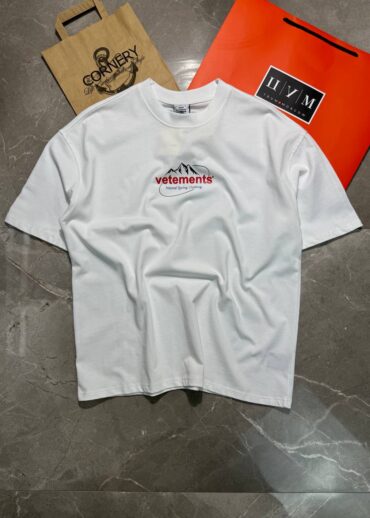 Футболка Vetements Mountain