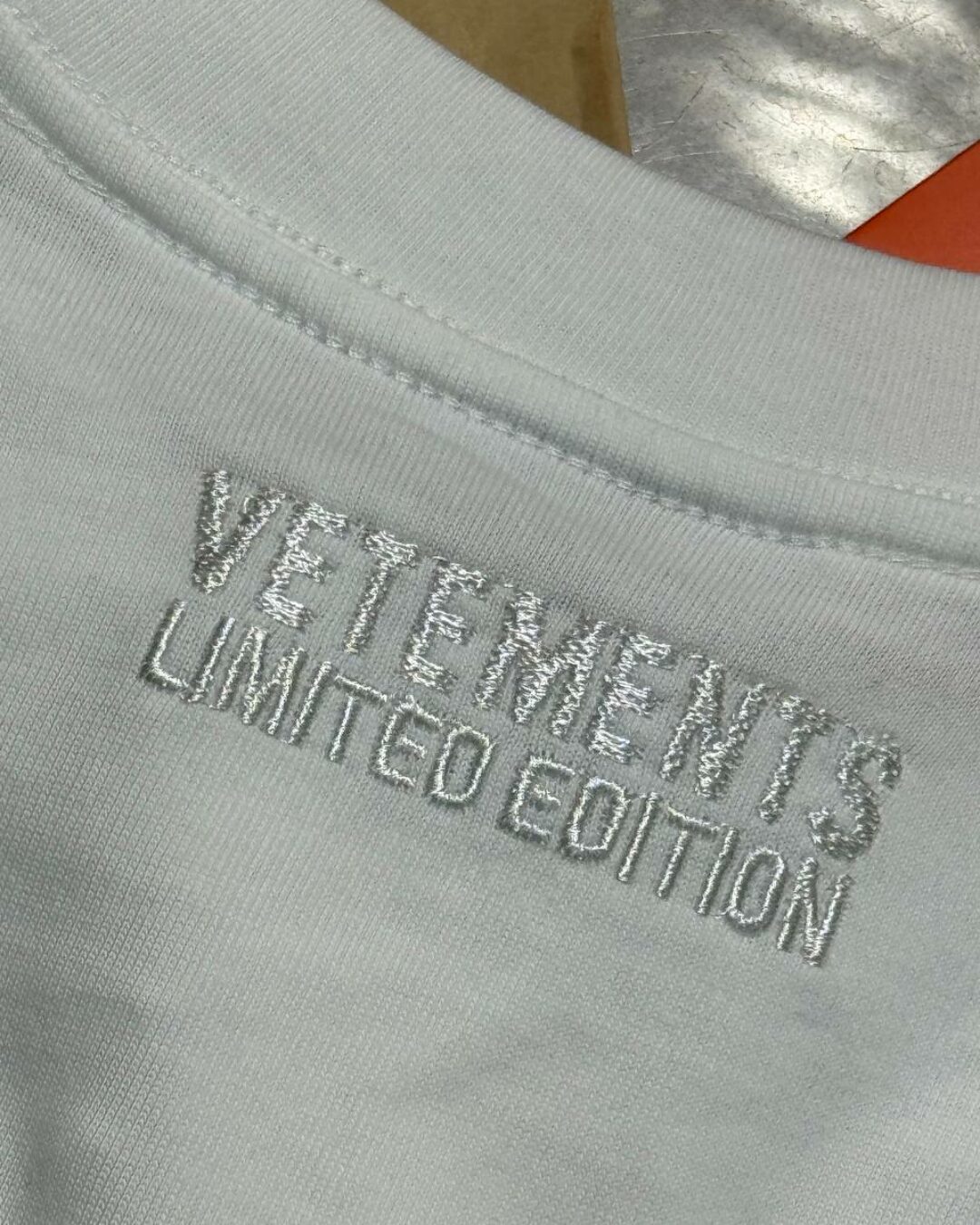 Футболка Vetements — изображение 9
