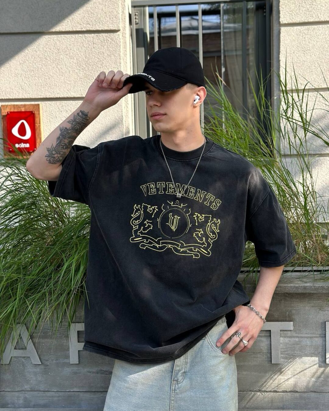 Футболка Vetements
