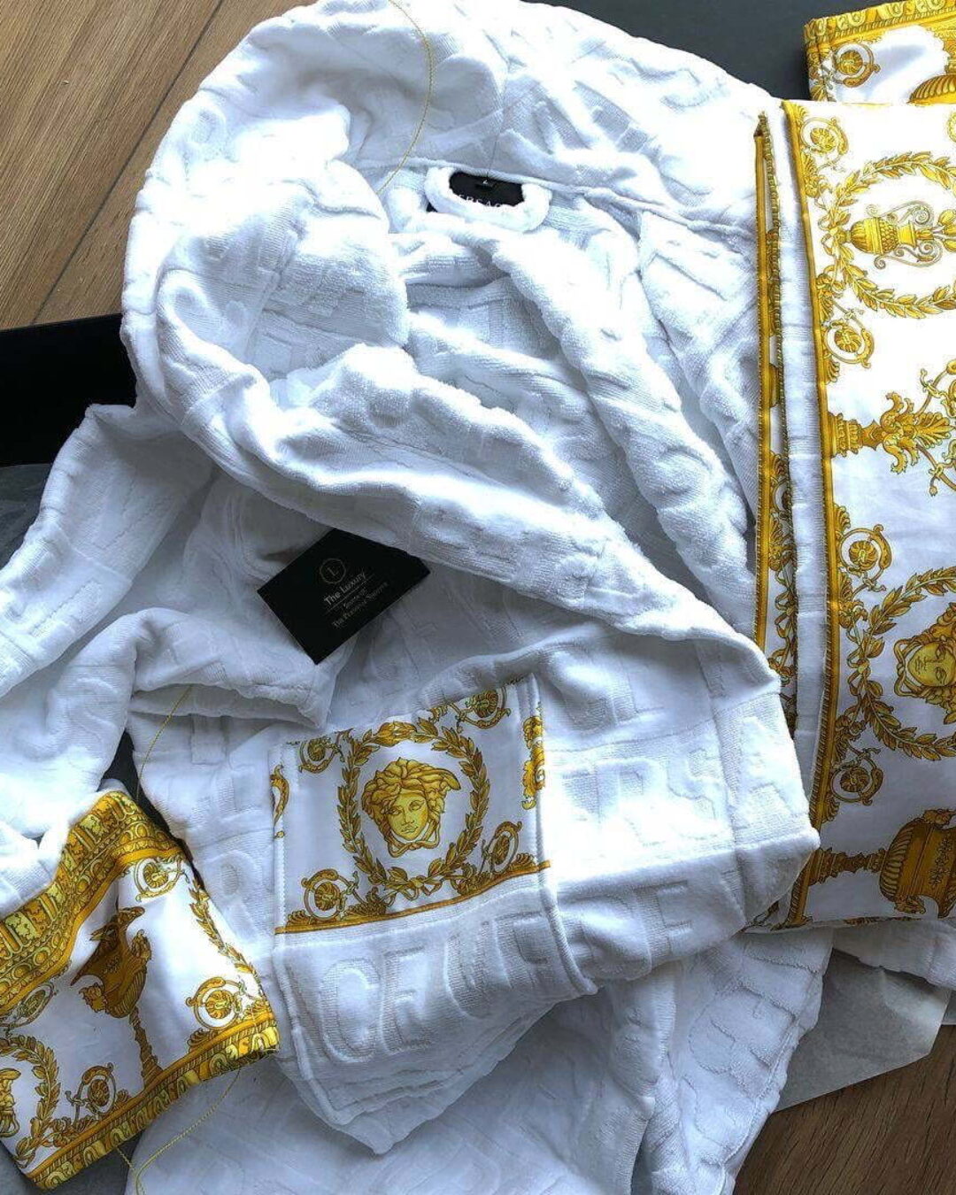 Халат Versace — изображение 7
