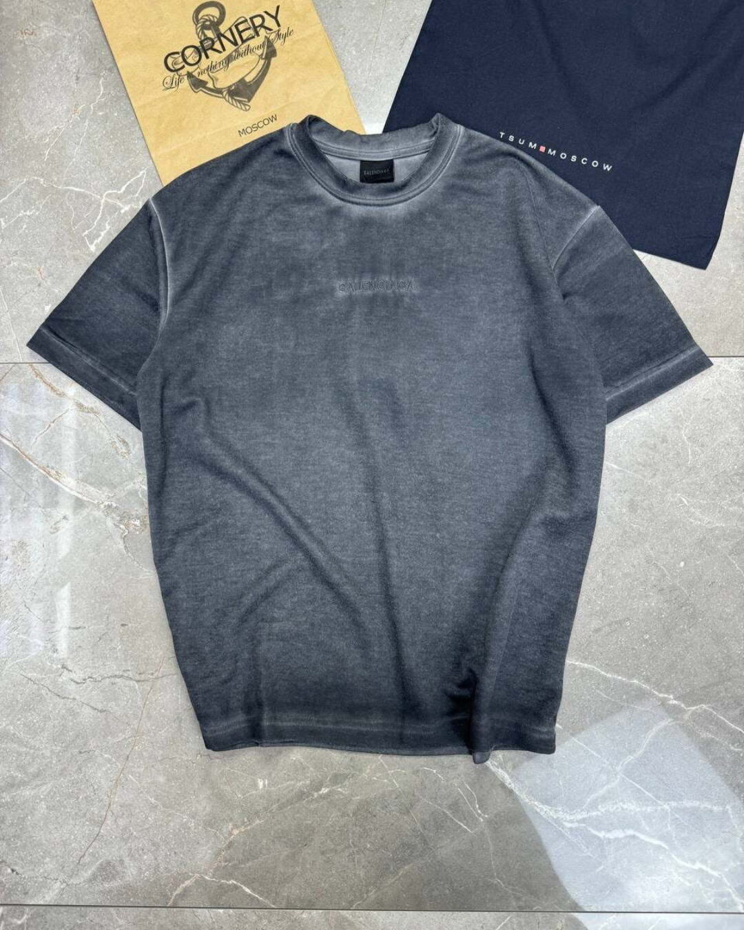 Футболка Balenciaga — изображение 2