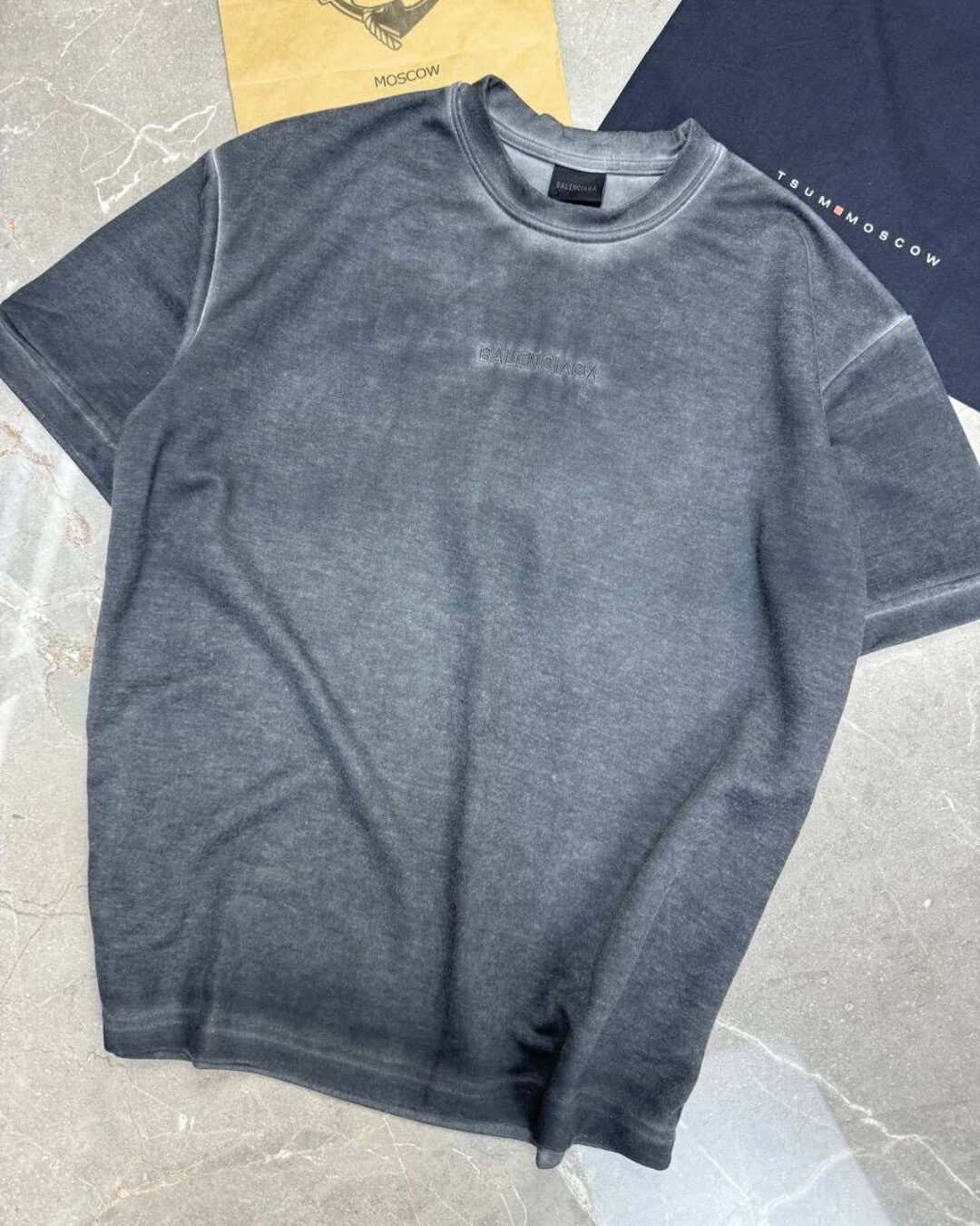 Футболка Balenciaga — изображение 5
