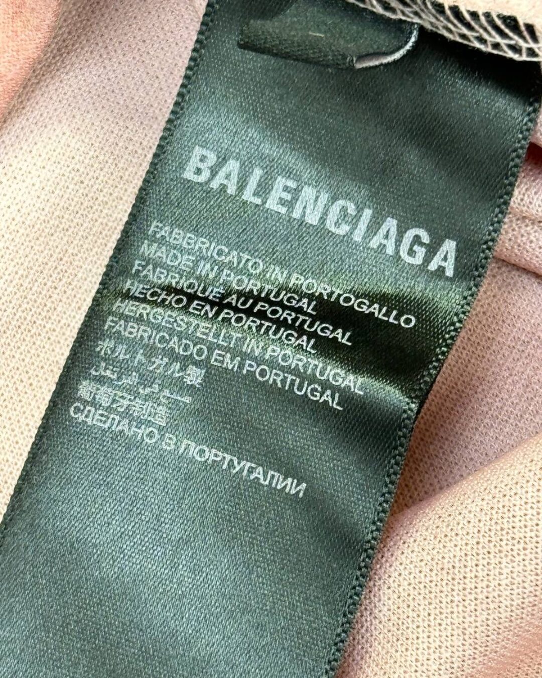 Футболка Balenciaga — изображение 10