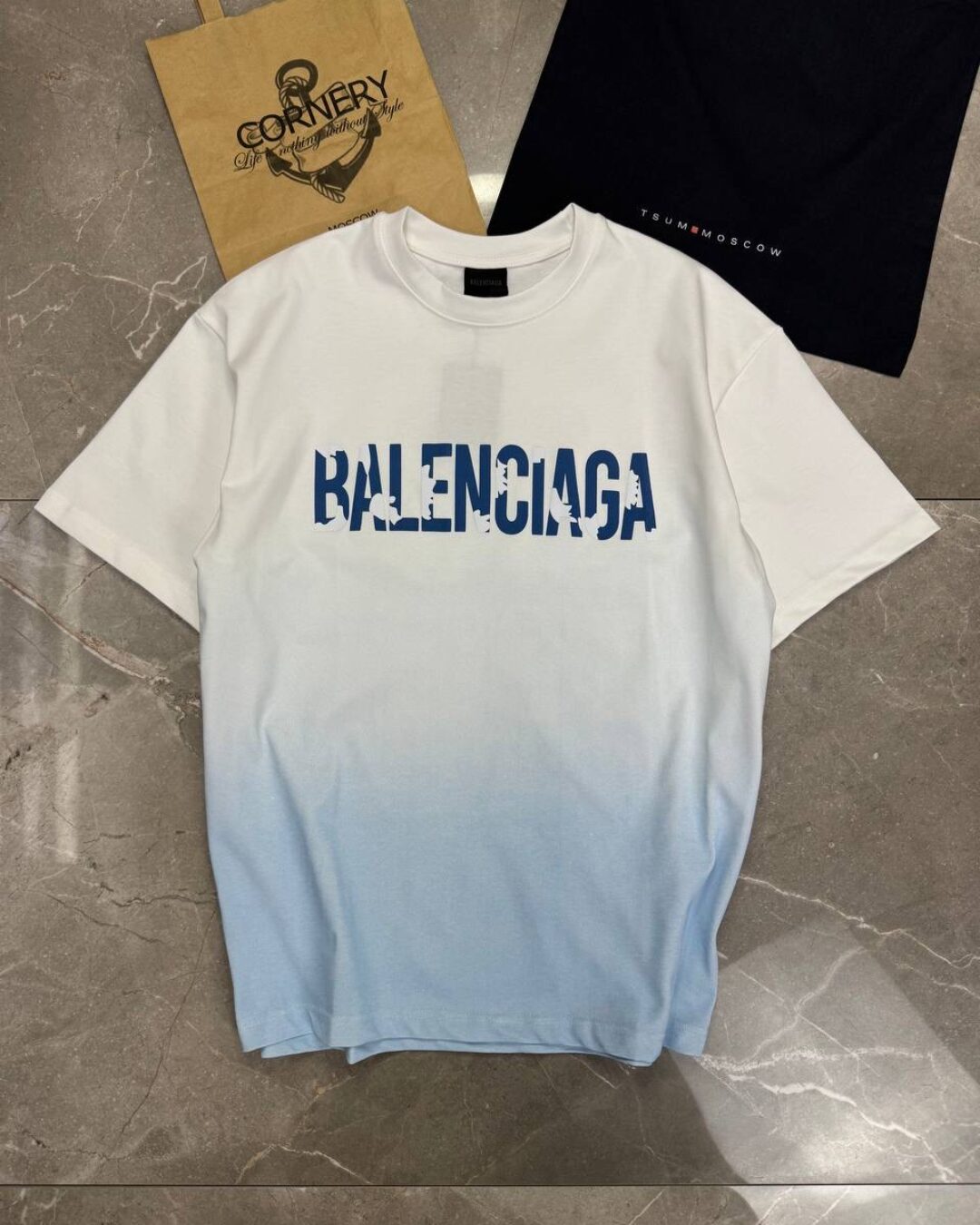 Футболка Balenciaga — изображение 2