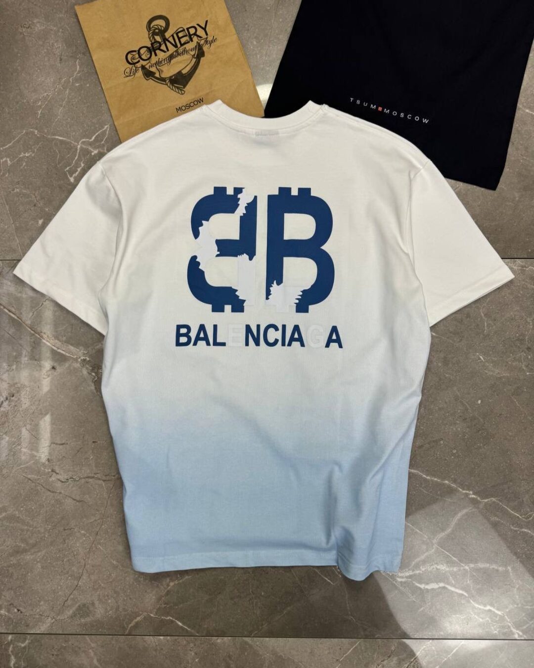 Футболка Balenciaga — изображение 3