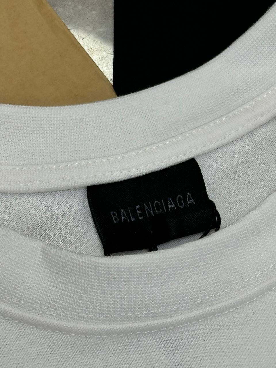 Футболка Balenciaga — фото 8