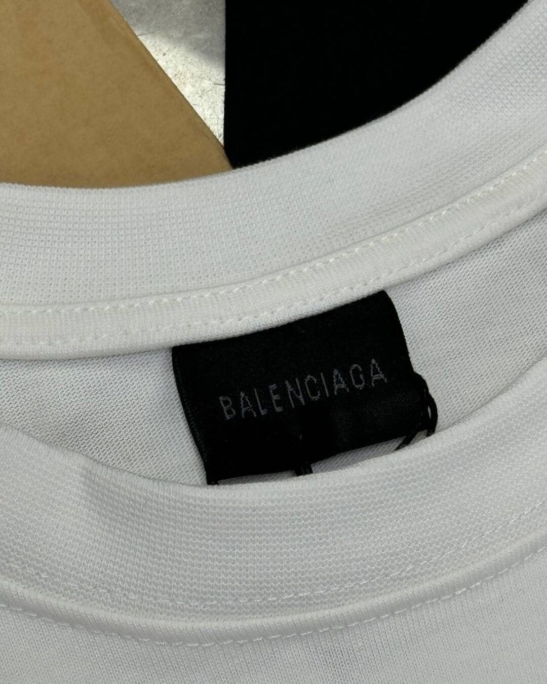 Футболка Balenciaga — изображение 8