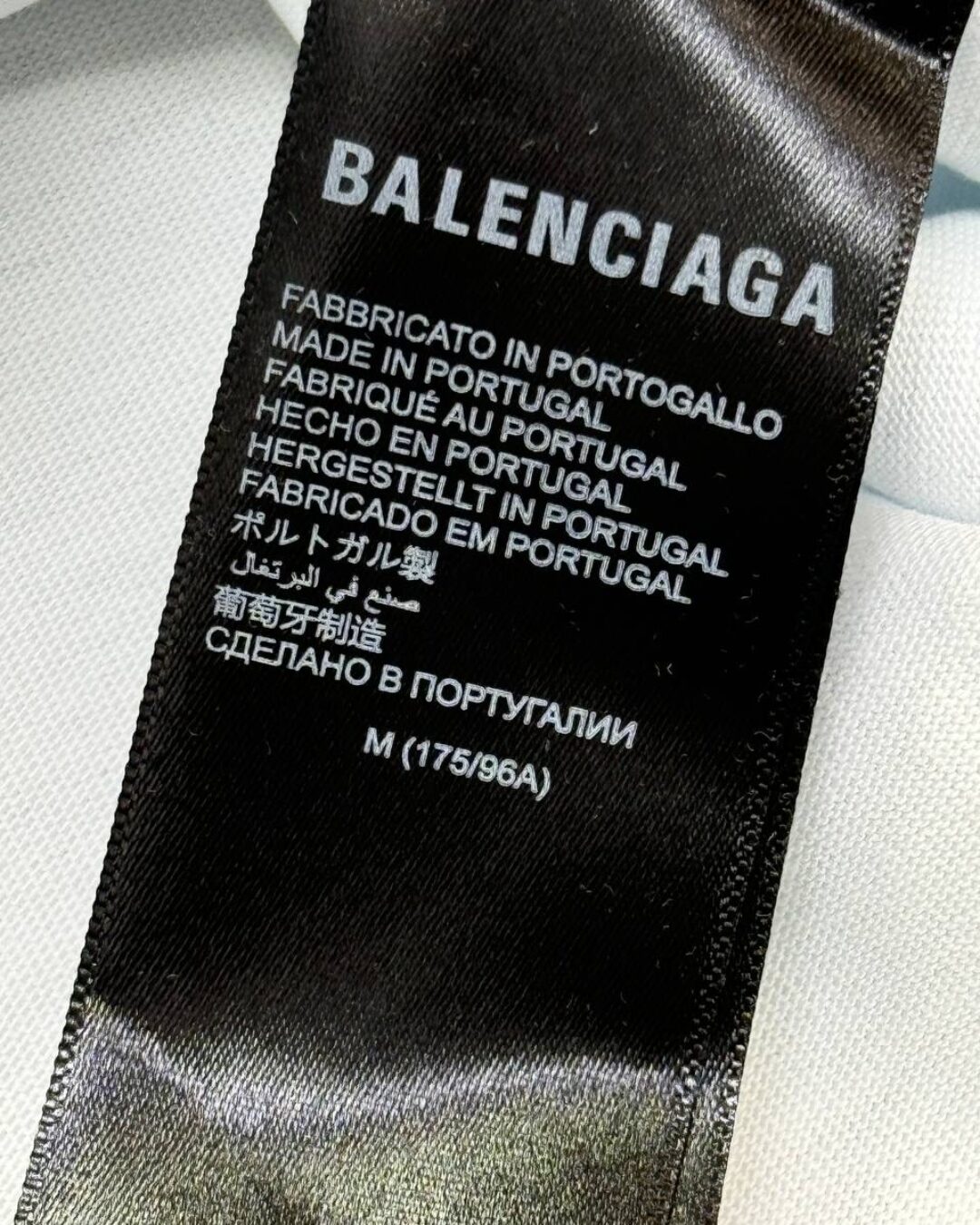 Футболка Balenciaga — изображение 10