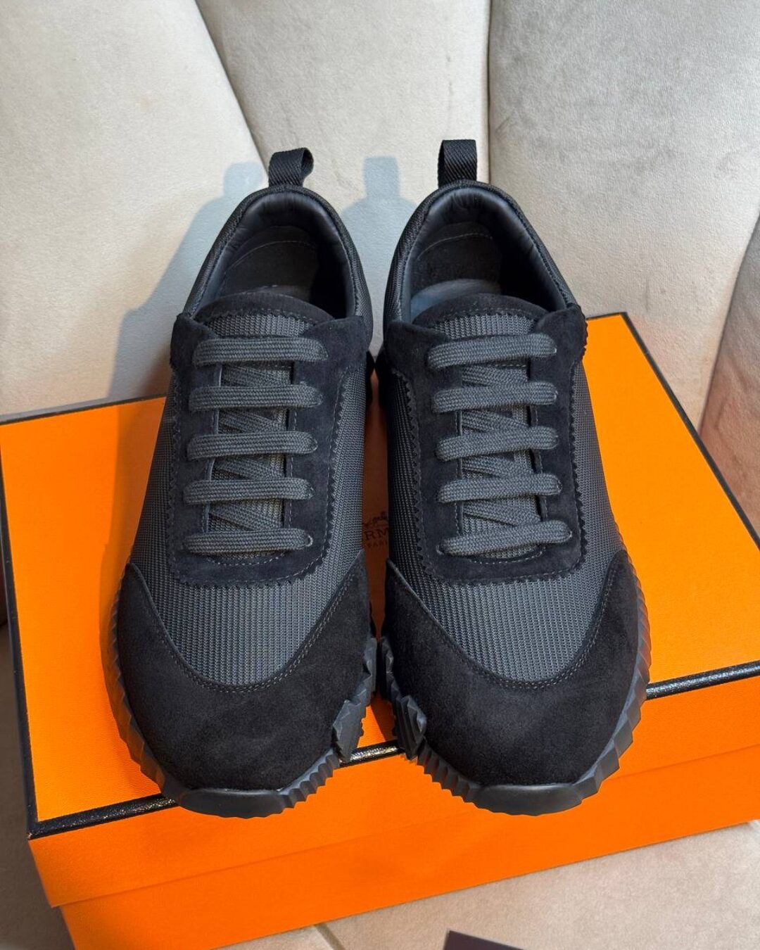 Кроссовки Hermes — изображение 2